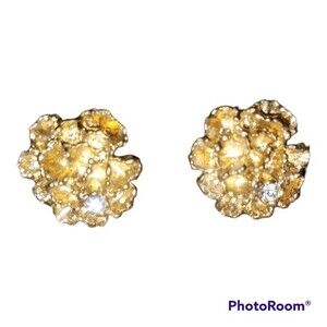 Vintage Avon Goldtone Earrings with One Stone